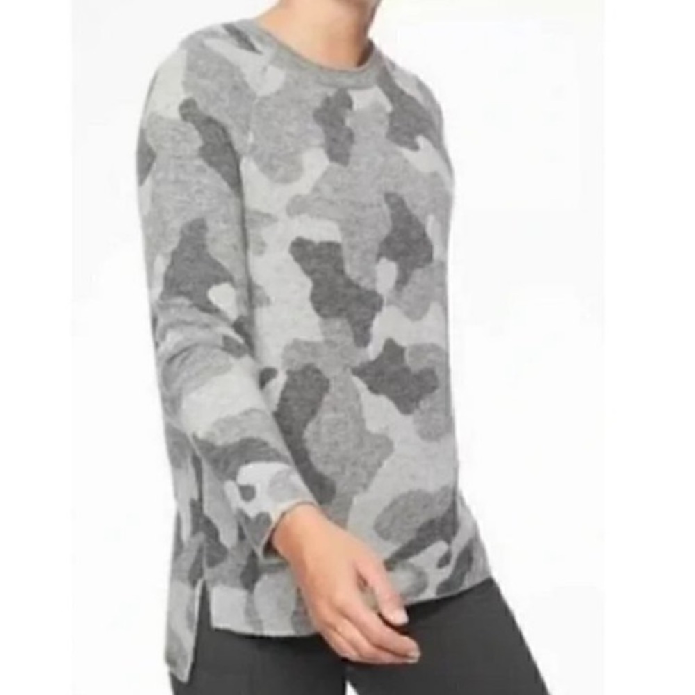 ATHLETA sweater camo Grey Pullover